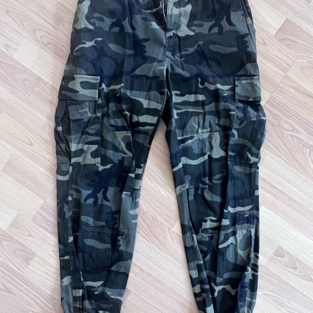 Cargo pant in good conditions